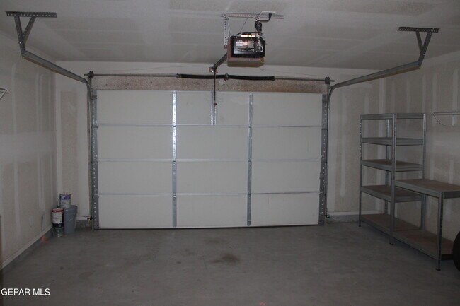Building Photo - 12928 Hueco Pit Dr