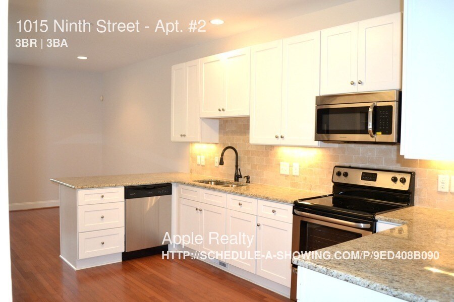 Building Photo - 1015 9th St