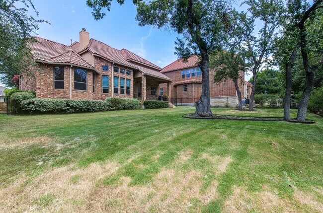 Building Photo - 1917 Lakecliff Hills Ln