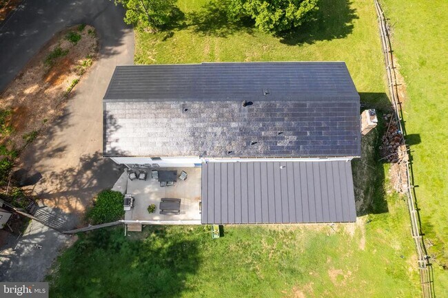 Building Photo - 4301 Mountain View Dr