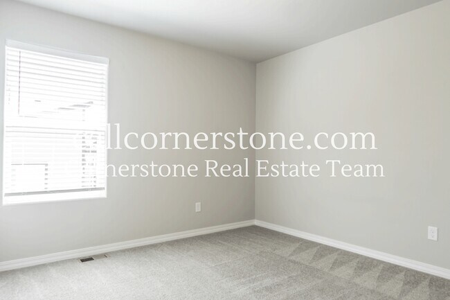 Building Photo - 4215 Samaritan Lp