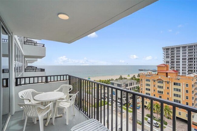 Primary Photo - 525 N Ocean Blvd