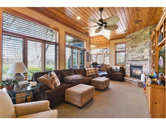 Building Photo - 5816 Northwood Dr