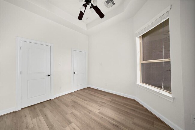 Building Photo - 26726 Longleaf Valley Dr