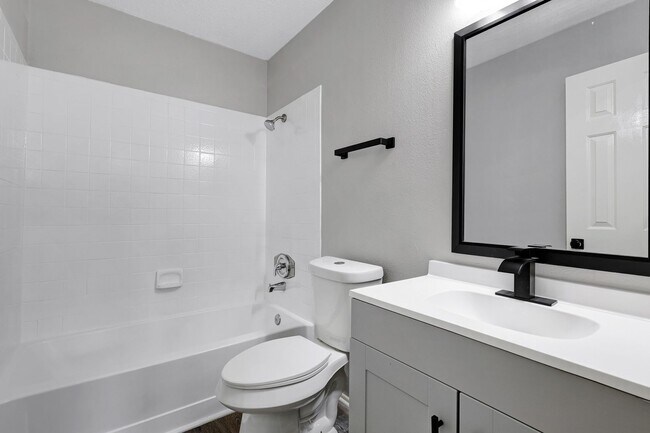 Building Photo - ***APPLICATION CURRENTLY UNDER REVIEW***Co...