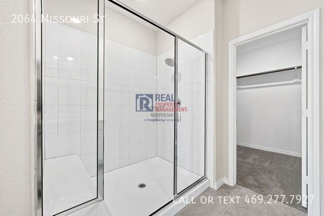 Building Photo - 2064 Missouri St