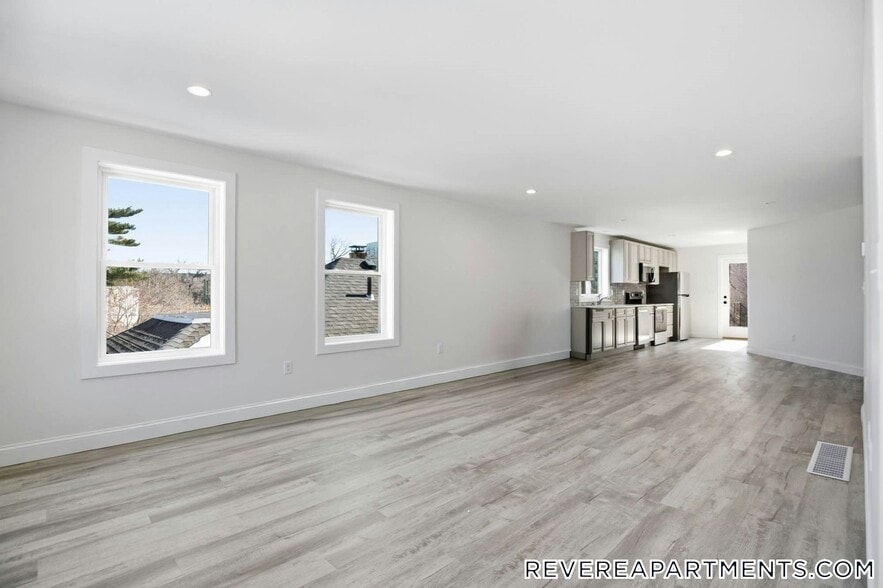 Building Photo - 23 Blake St