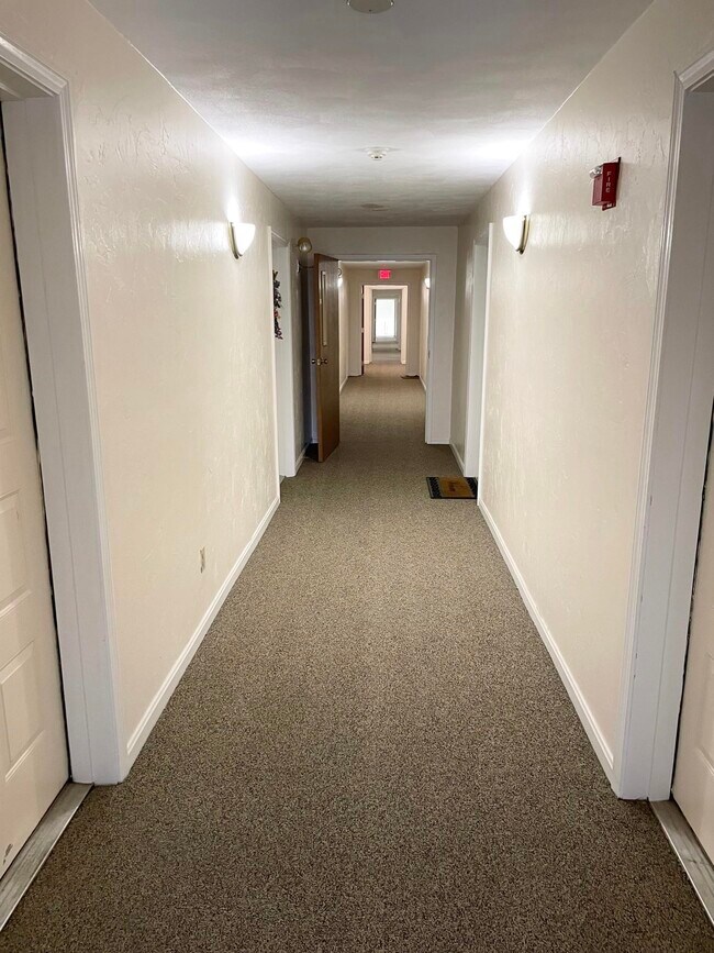 Building Photo - 1311 Hanover St