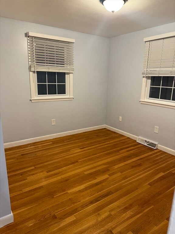 Building Photo - 7 Champlain Rd