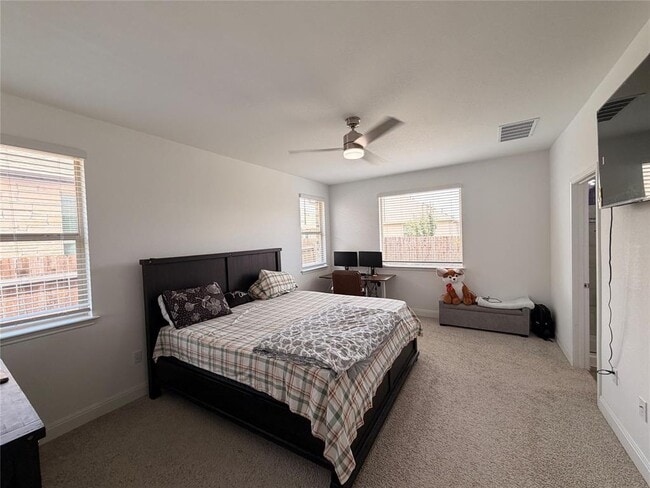 Building Photo - 18017 Stefano Dr