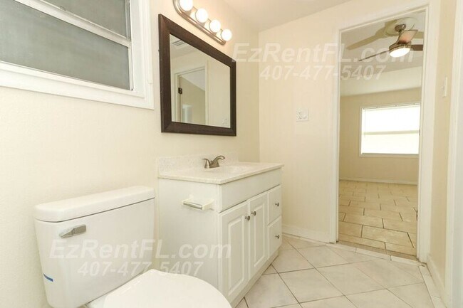 Building Photo - 5632 Lunsford Dr