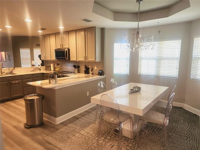 Building Photo - 7194 Key Haven Rd