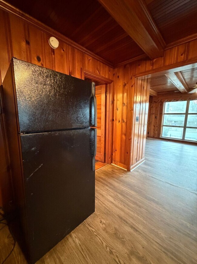 Building Photo - 1708 Arlington Ave