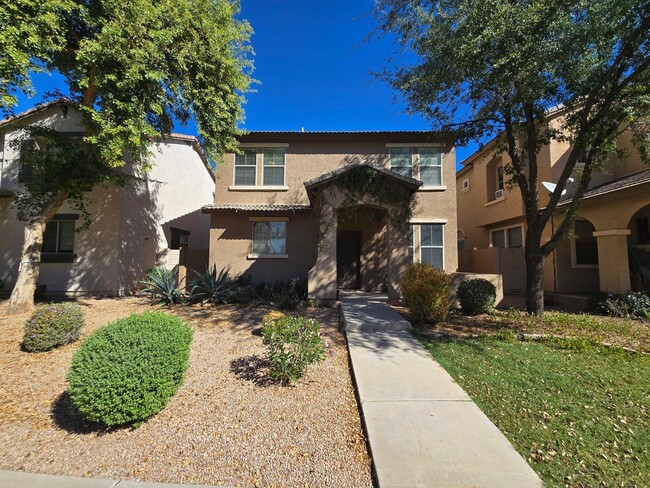 Building Photo - 1977 E Emily Ln