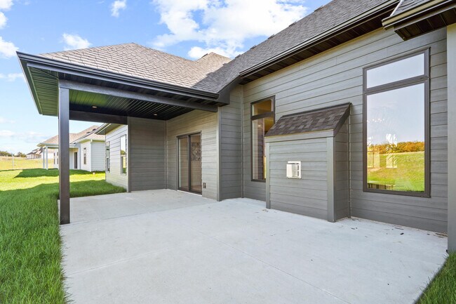 Building Photo - 2801 Easley Cabin Cir