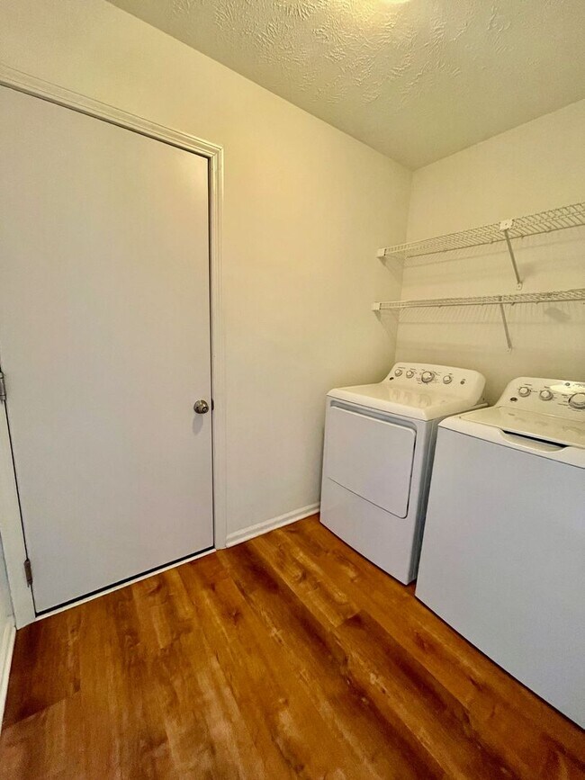 Building Photo - Beautiful 3-Bedroom Home in Prime Goodlettsville Location!