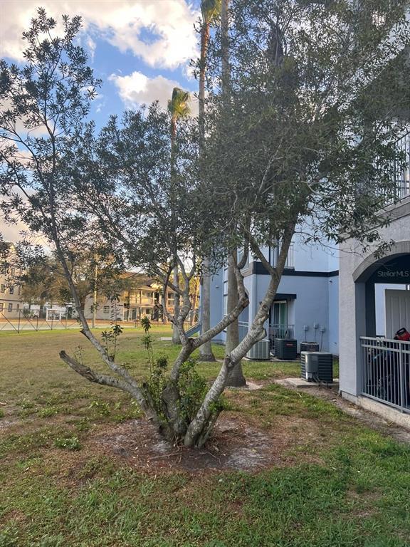 Building Photo - 3701 Castle Pines Ln