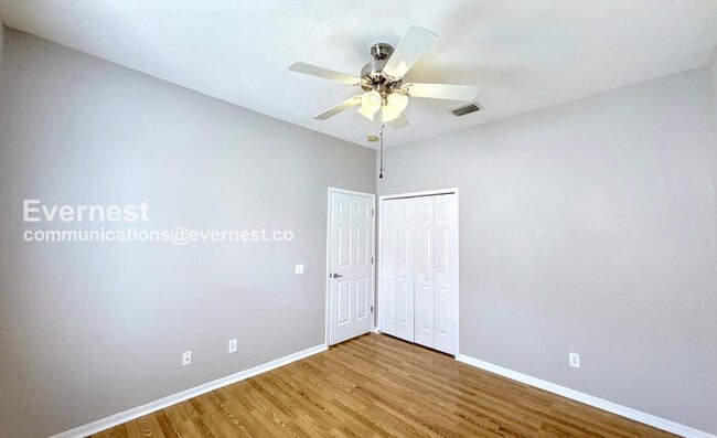 Building Photo - 10308 Birdwatch Dr