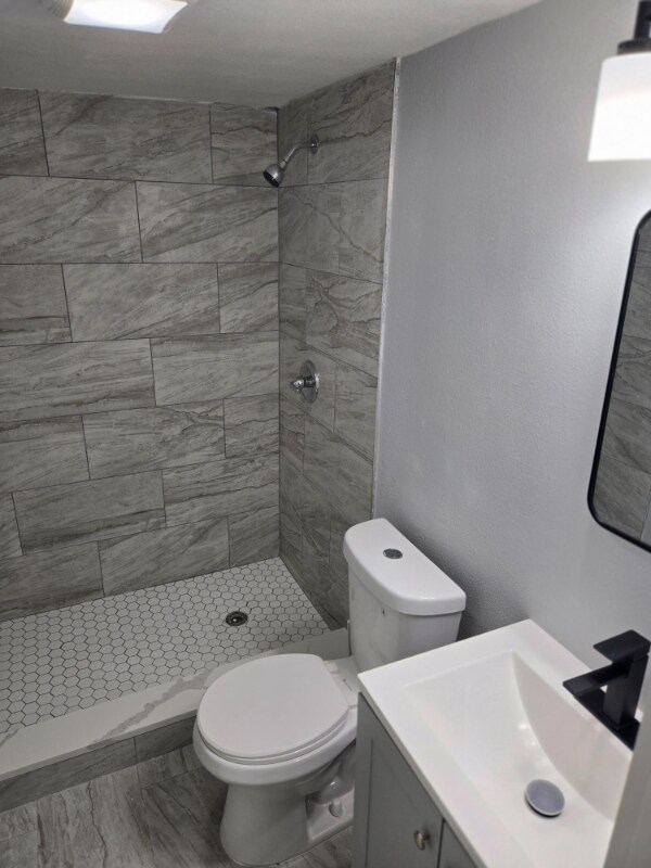 Building Photo - 6615 Del Prado Terrace