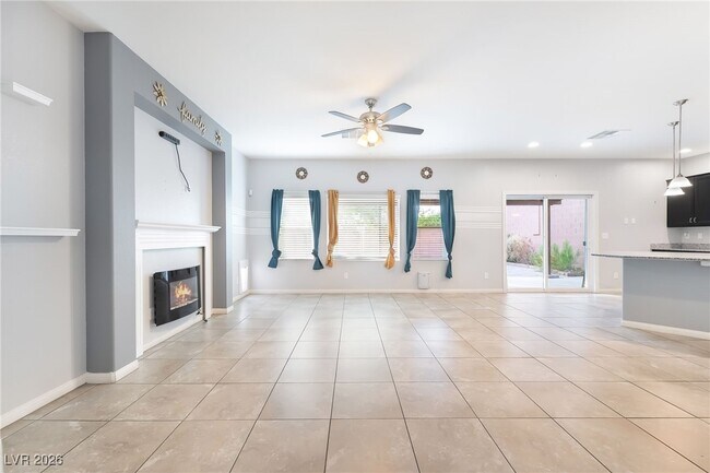 Building Photo - 5793 Rolling Dale Ave