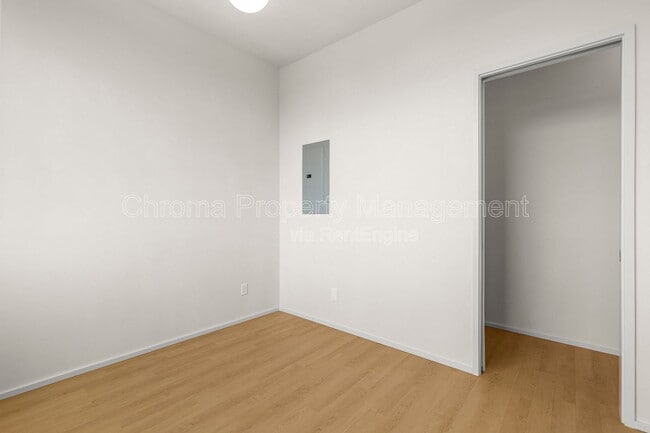 Building Photo - 7480 N Delaware Ave