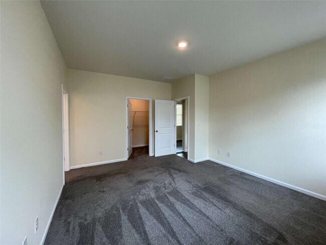 Building Photo - 78 Rapps Ave