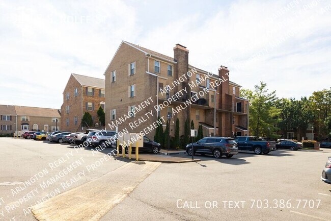 Building Photo - 929-B S Rolfe St
