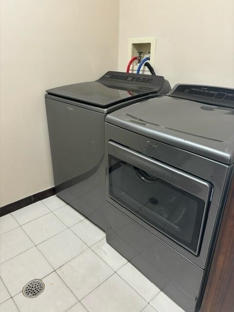 Building Photo - 260 Broadway