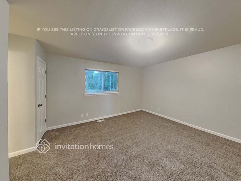 Building Photo - 12722 58th Ave NE