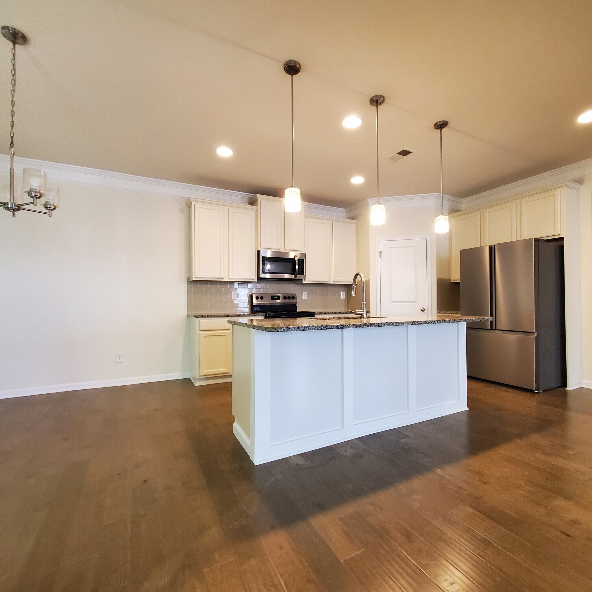 Building Photo - 4524 Grenadine Cir