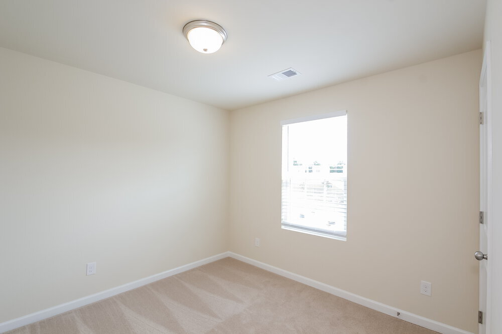 Building Photo - 12047 Quail Dr