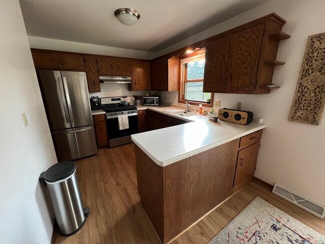 Building Photo - 399 Willow Grove Dr