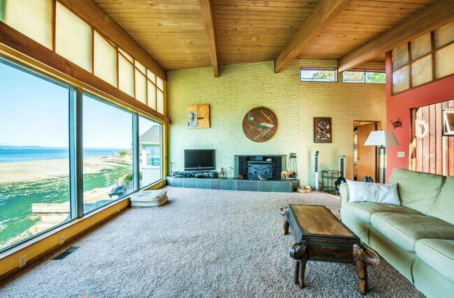 Building Photo - 4905-B Southwest Othello Street-SI ID1271726P