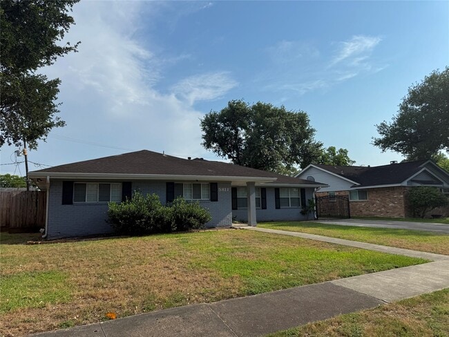 Building Photo - 5811 McKnight St