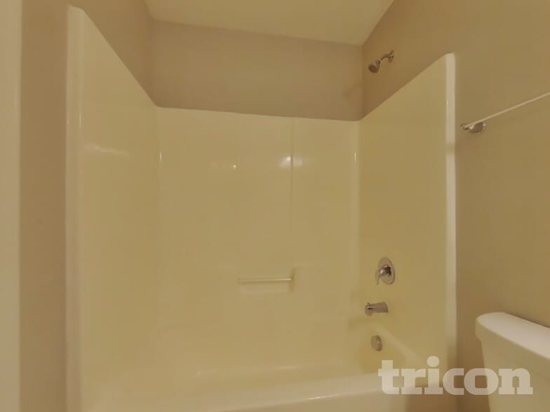 Building Photo - 6909 Barefoot Forest Dr