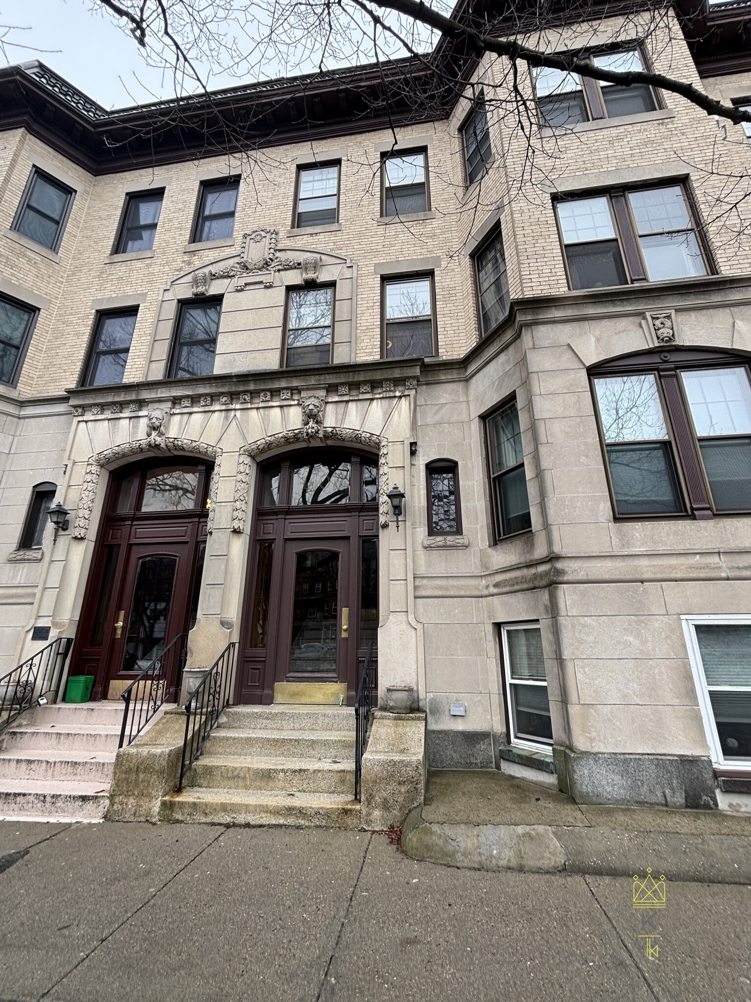 Building Photo - 1407 Beacon St