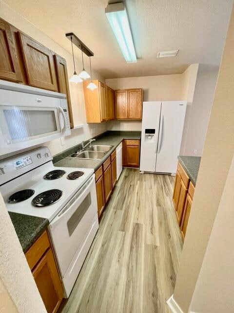 Building Photo - 1109 Tiki Too Ave