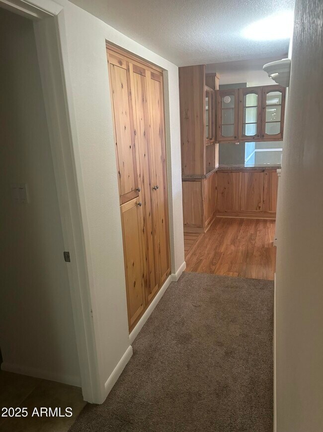 Building Photo - 12138 E Oriole Way