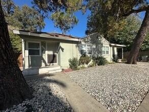Building Photo - One Bedroom - West Sacramento