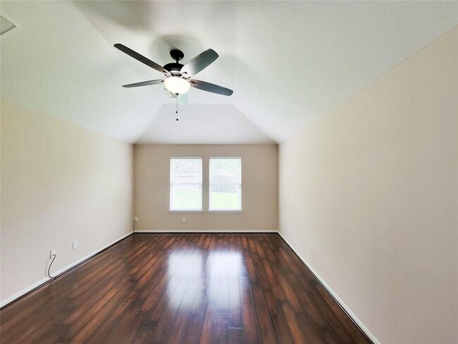 Building Photo - 21123 Amber Crossing Dr