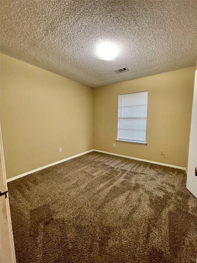 Building Photo - 1510 N Avenue Q