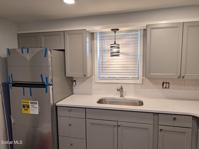 Building Photo - 1731 Ferguson St