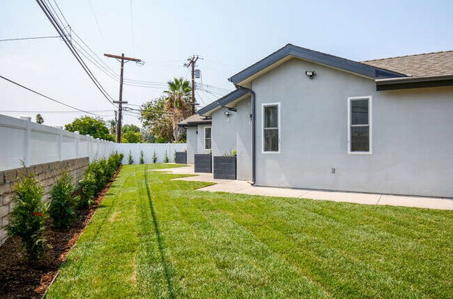 Building Photo - 6402 Kenwater Pl