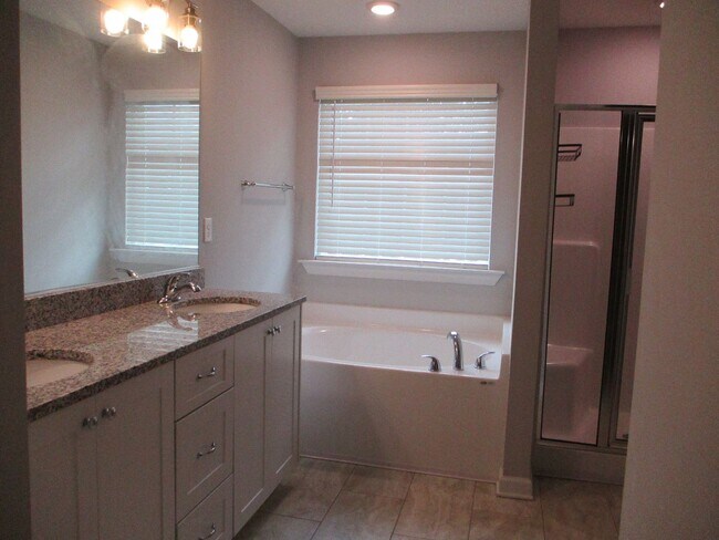 Building Photo - Beautiful home in Grovetown