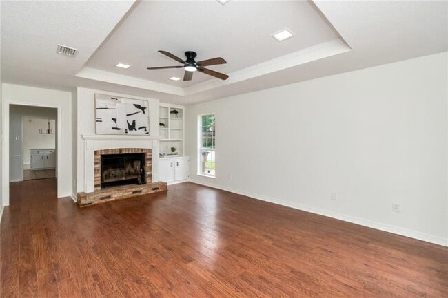 Building Photo - 1117 Pinemont Dr