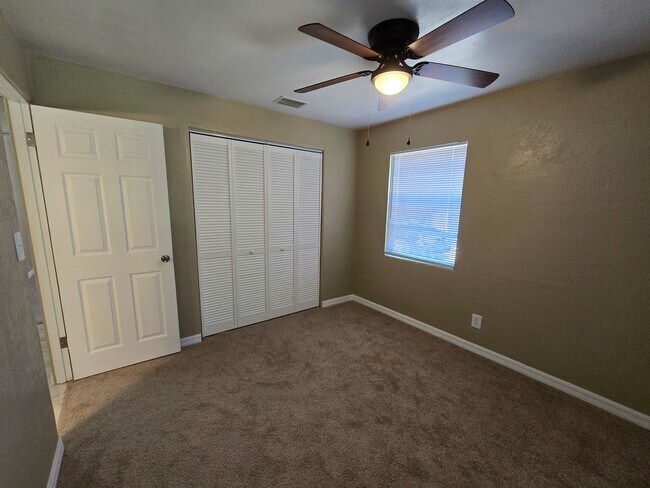 Building Photo - Updated 2-bedroom, 1-bathroom home