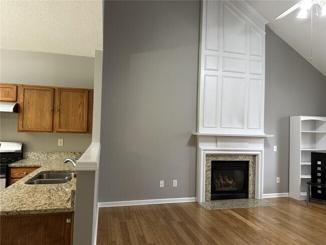 Building Photo - 2754 Regent Walk Dr