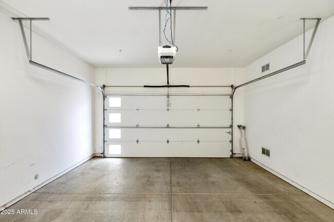 Building Photo - 4017 N 40th St