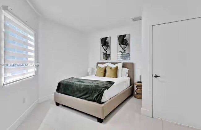 Building Photo - 9958 SW 216th St