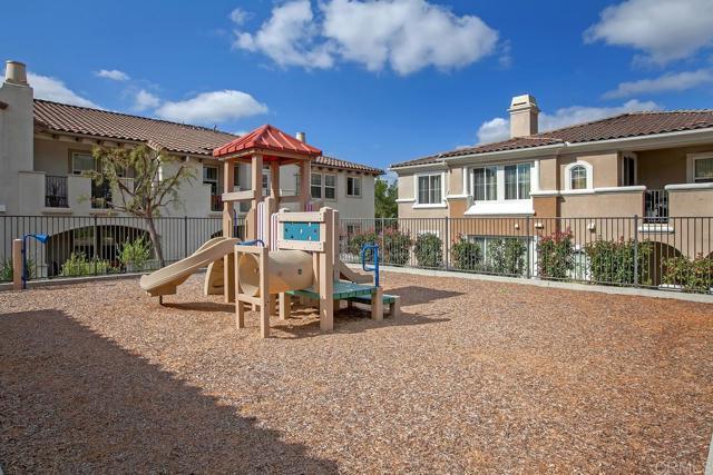 Building Photo - 12737 Savannah Creek Dr